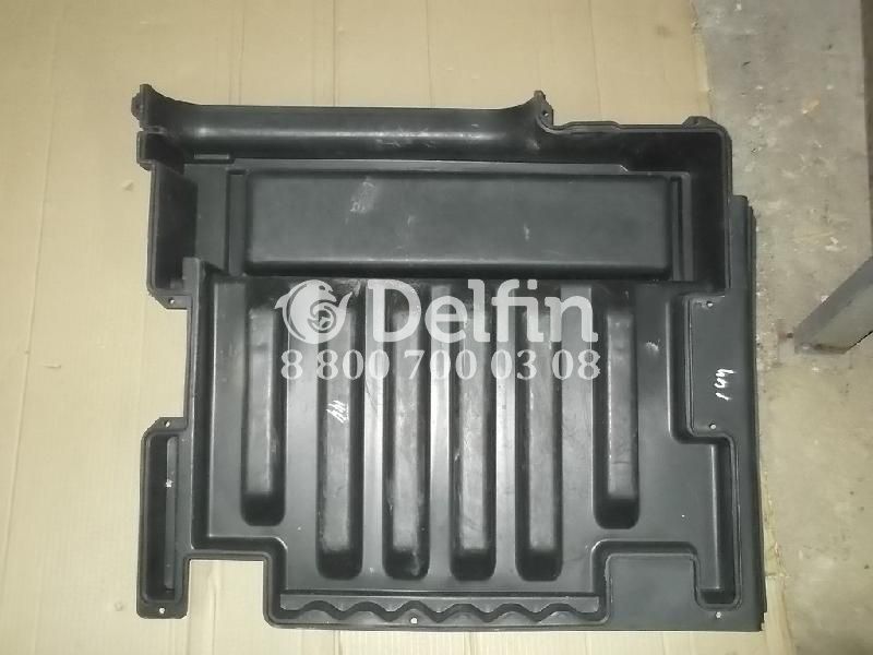 1368672 Накладка бардачка слева DAF