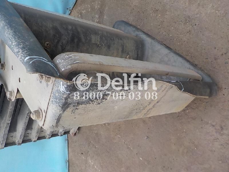 1482404 Крышка АКБ Scania (Уценка)