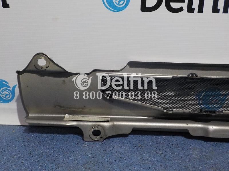 1872160 Решетка радиатора Scania CG/CR (Цвет серый)