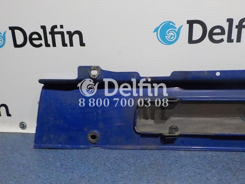 1748085 Решетка радиатора Scania (Уценка)