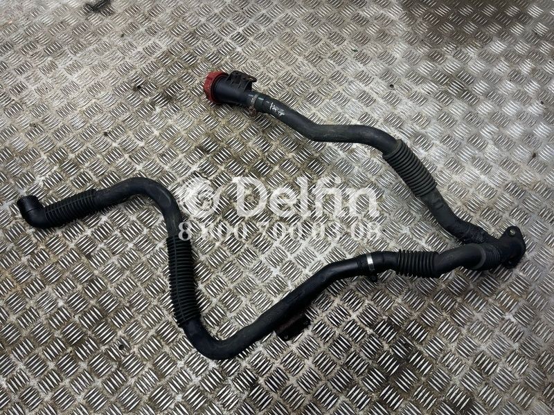 20556411 Маслозаливная горловина всборе Volvo
