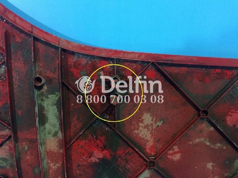 1532455 Боковой спойлер левый Scania (CP19N, Цвет красный) (Уценка)