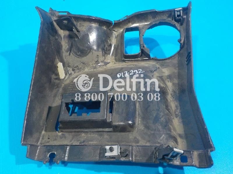 81617010352 Накладка MAN (Уценка)