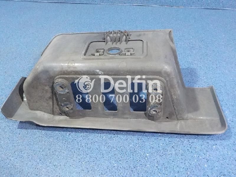 A9436600901 Подножка нижняя правая Mercedes-Benz