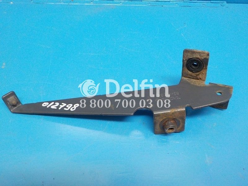 82273059 Кронштейн солнцезащитного козырька Volvo