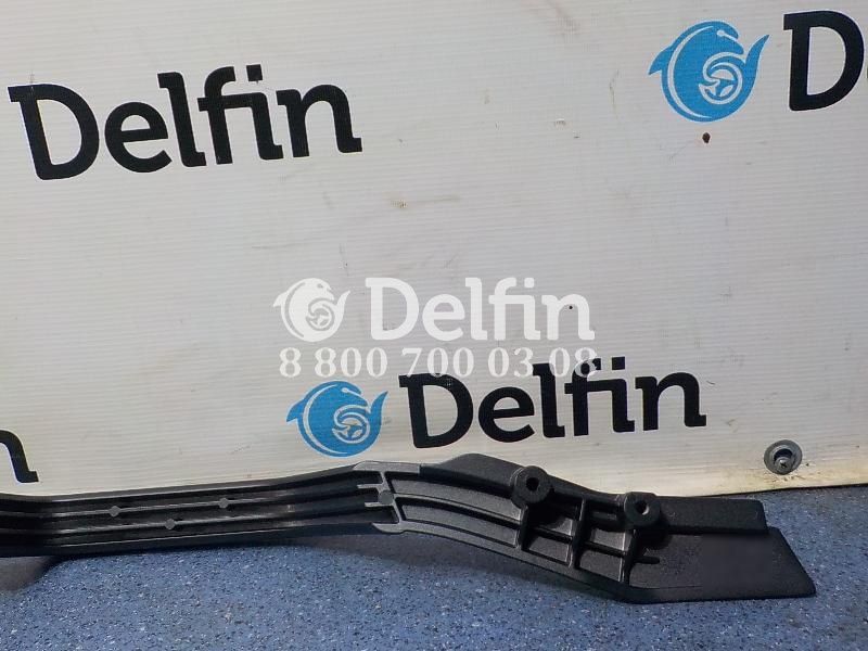 2680451 Ручка решетки радиатора Scania 6 (Н) оригинал