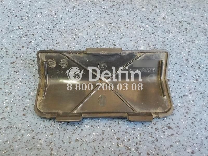 2374726 Крышка правая (накладка на крыло) RH Scania 6 серии