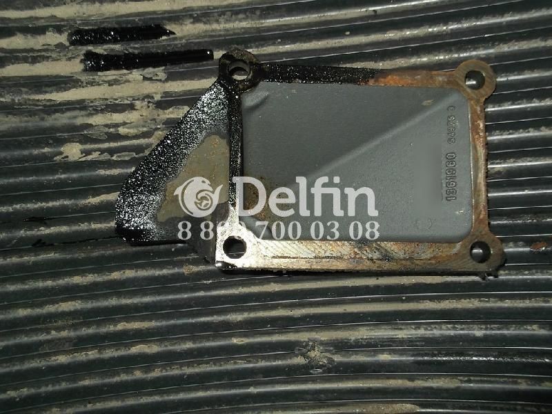 1361960 Кронштейн двигателя Scania